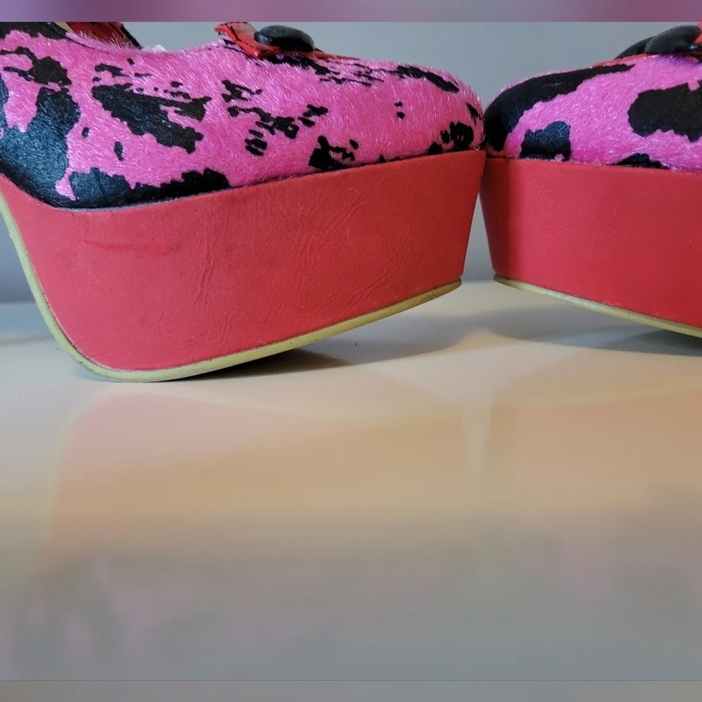Abbey Dawn Feel The Love Platform Heels, BNIB with flaws, Size 7